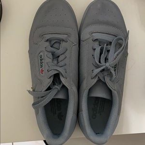 adidas yeezy powerphase calabasas